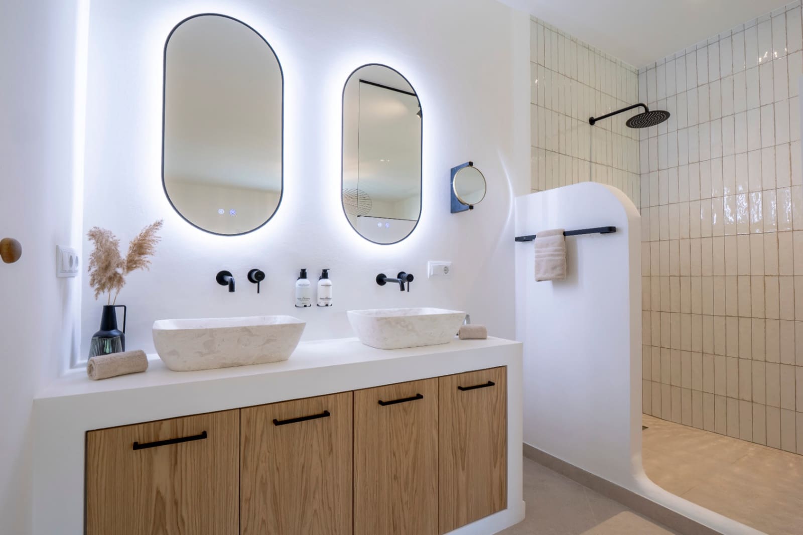 9 soverom Villa til salgs i Javea / Xabia med svømmebasseng garasje - € 3 950 000 (Ref: 9380019)