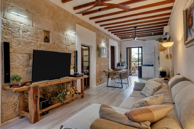 8 bedroom Townhouse for sale in Centro ciudad, Javea / Xàbia - € 960,000 (Ref: 9380025)
