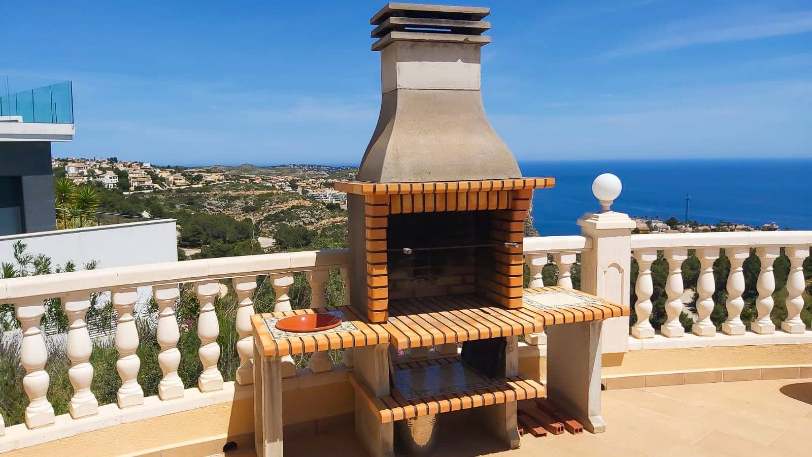 4 quarto Moradia para venda em Benitachell / Benitatxell com piscina garagem - 720 000 € (Ref: 9383716)