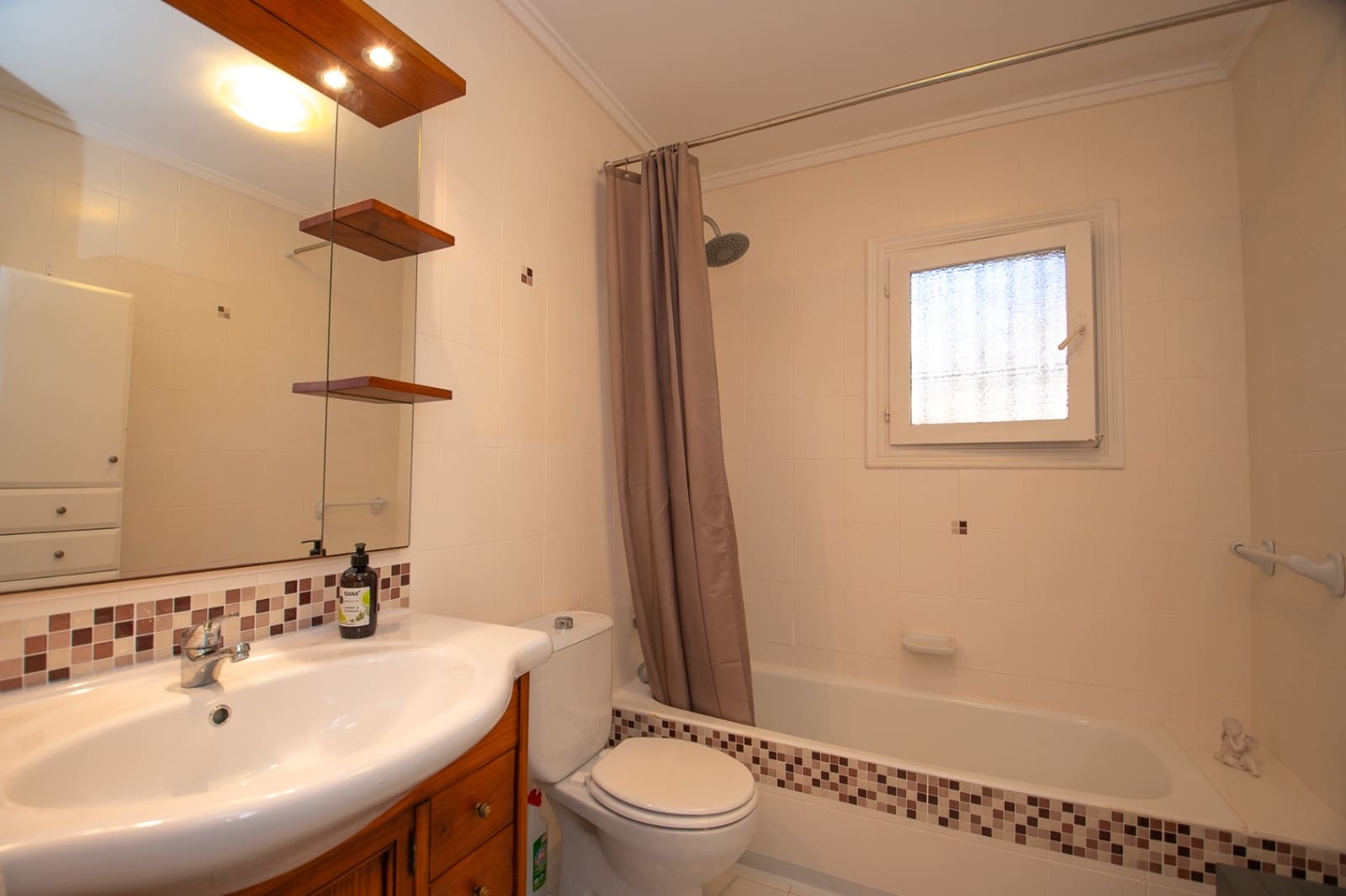 2 soveværelse Villa til salg i Benitachell / Benitatxell med swimmingpool garage - € 675.000 (Ref: 9383928)