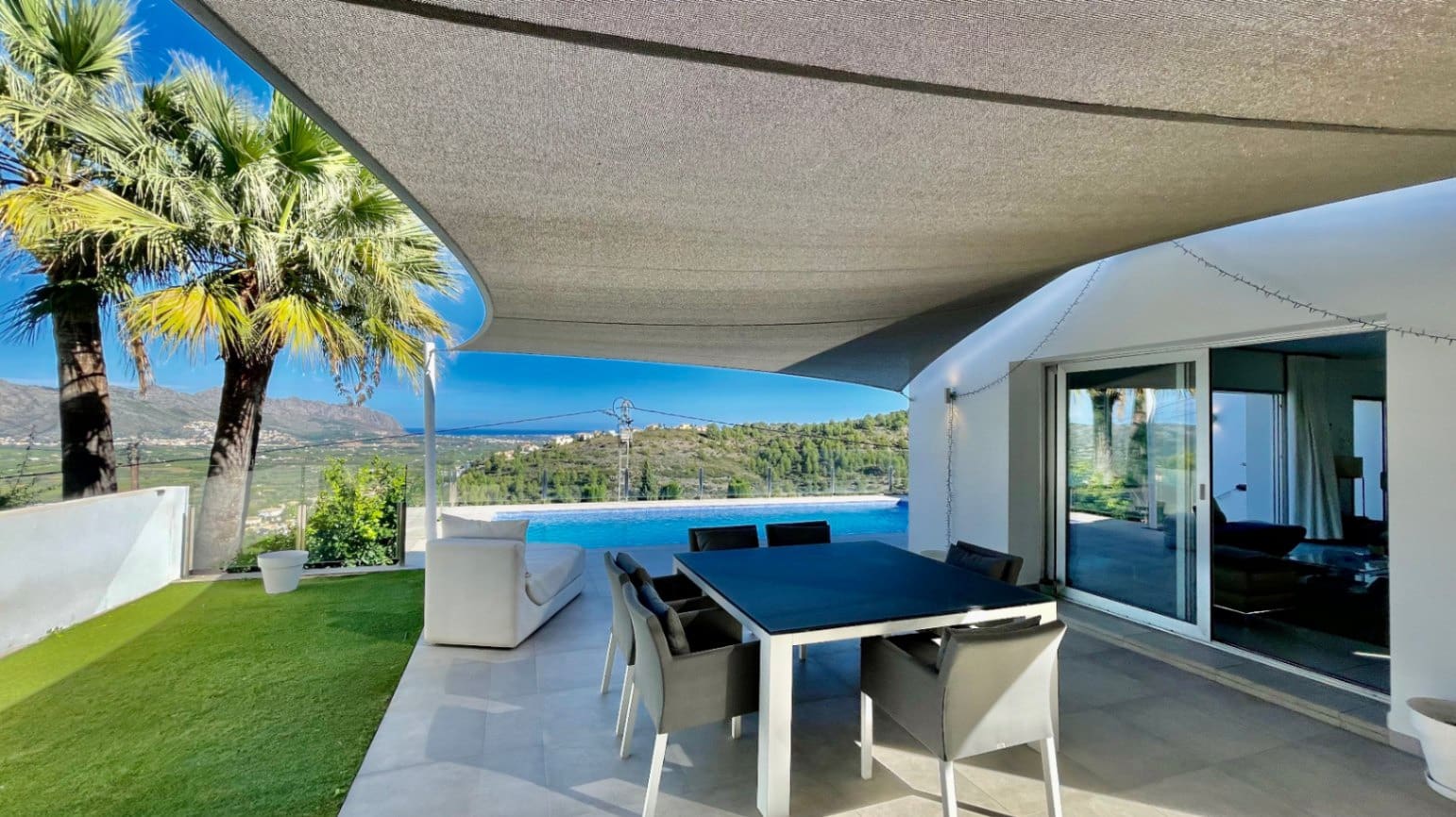 3 slaapkamer Villa te koop in Orba met zwembad garage - € 599.950 (Ref: 9383929)