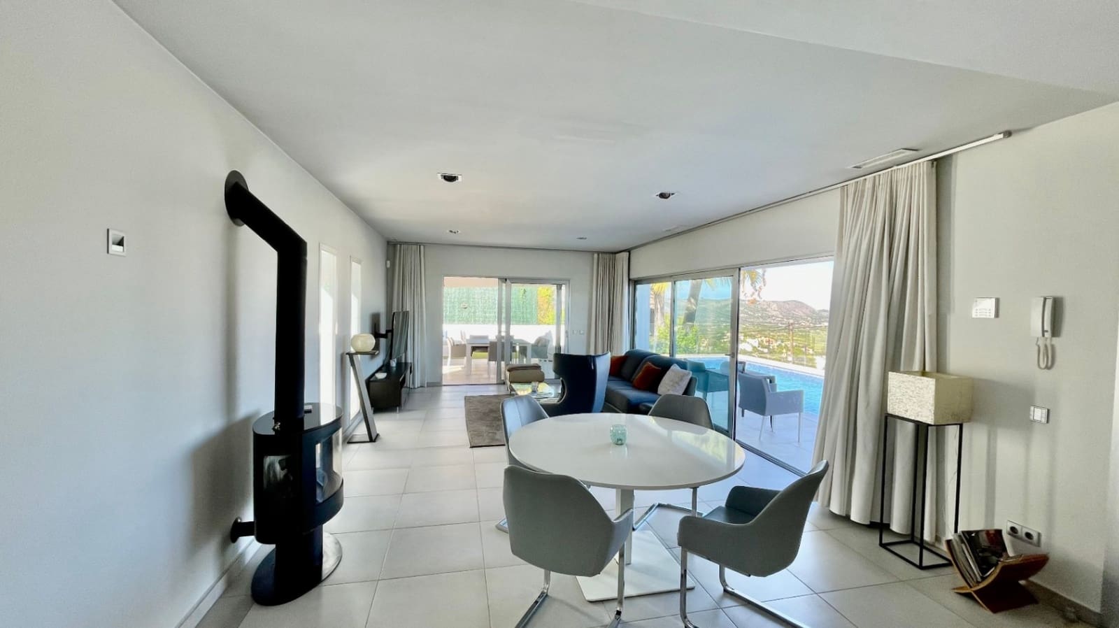 3 slaapkamer Villa te koop in Orba met zwembad garage - € 599.950 (Ref: 9383929)