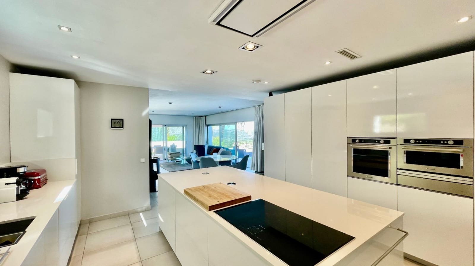 3 slaapkamer Villa te koop in Orba met zwembad garage - € 599.950 (Ref: 9383929)