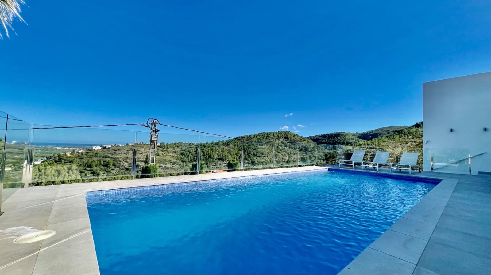 3 slaapkamer Villa te koop in Orba met zwembad garage - € 599.950 (Ref: 9383929)