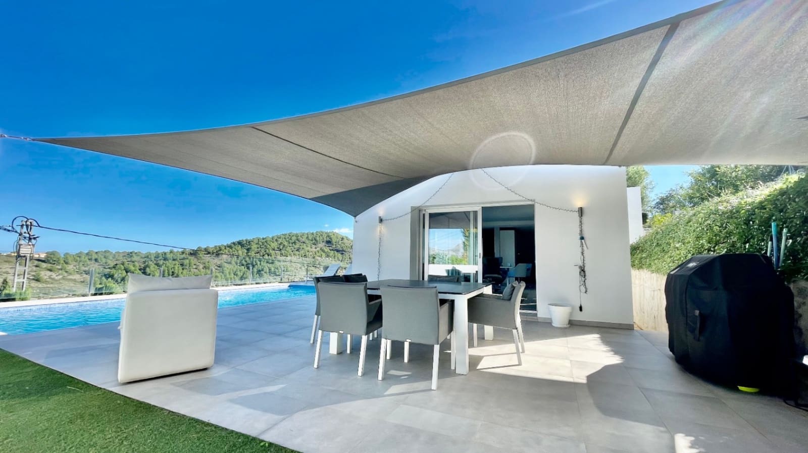 3 slaapkamer Villa te koop in Orba met zwembad garage - € 599.950 (Ref: 9383929)