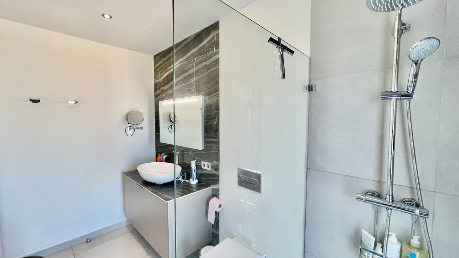 3 slaapkamer Villa te koop in Orba met zwembad garage - € 599.950 (Ref: 9383929)