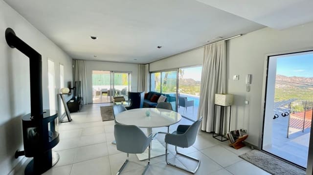 3 slaapkamer Villa te koop in Orba met zwembad garage - € 599.950 (Ref: 9383929)