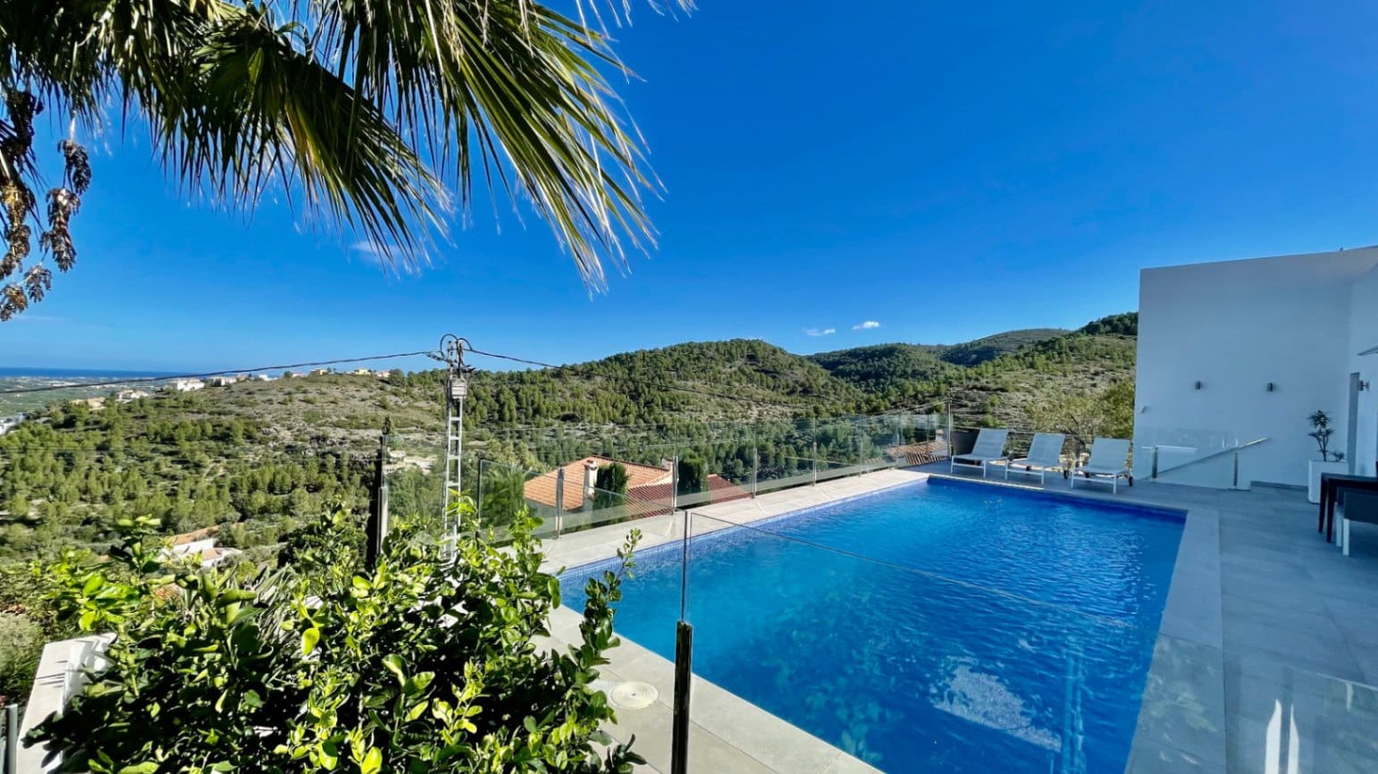 3 slaapkamer Villa te koop in Orba met zwembad garage - € 599.950 (Ref: 9383929)