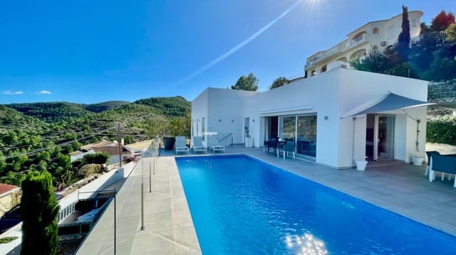 3 slaapkamer Villa te koop in Orba met zwembad garage - € 599.950 (Ref: 9383929)