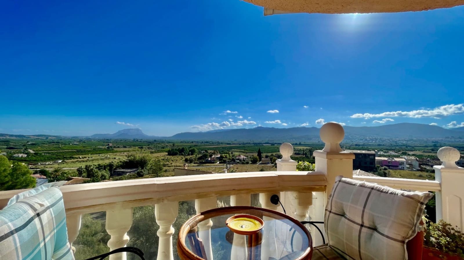 3 slaapkamer Villa te koop in Tormos met zwembad garage - € 435.000 (Ref: 9383930)