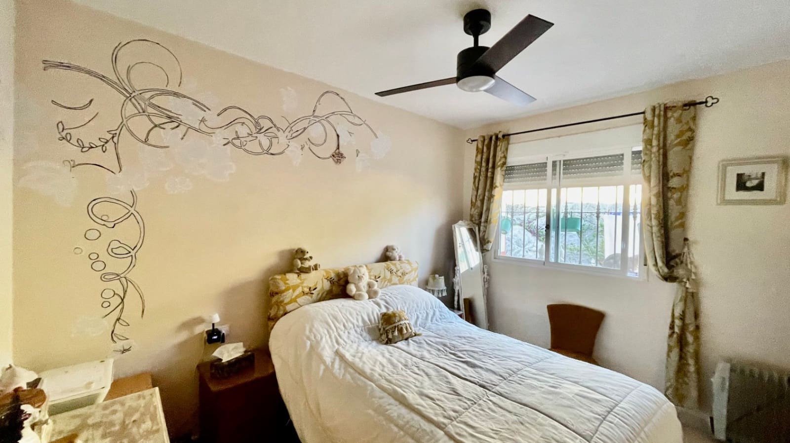 3 slaapkamer Villa te koop in Tormos met zwembad garage - € 435.000 (Ref: 9383930)