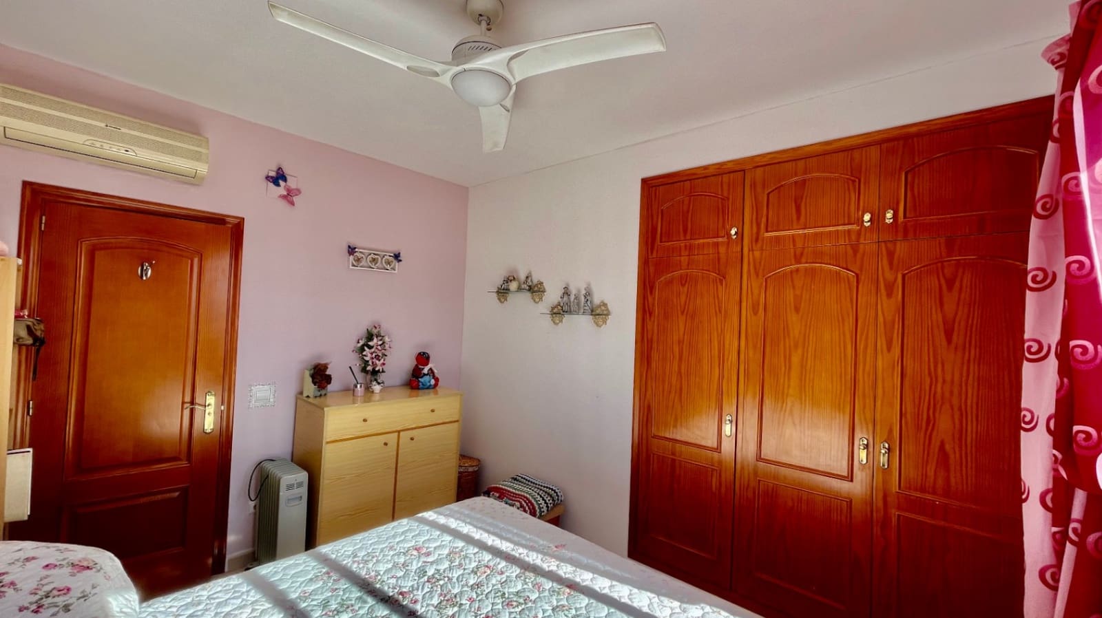 3 slaapkamer Villa te koop in Tormos met zwembad garage - € 435.000 (Ref: 9383930)