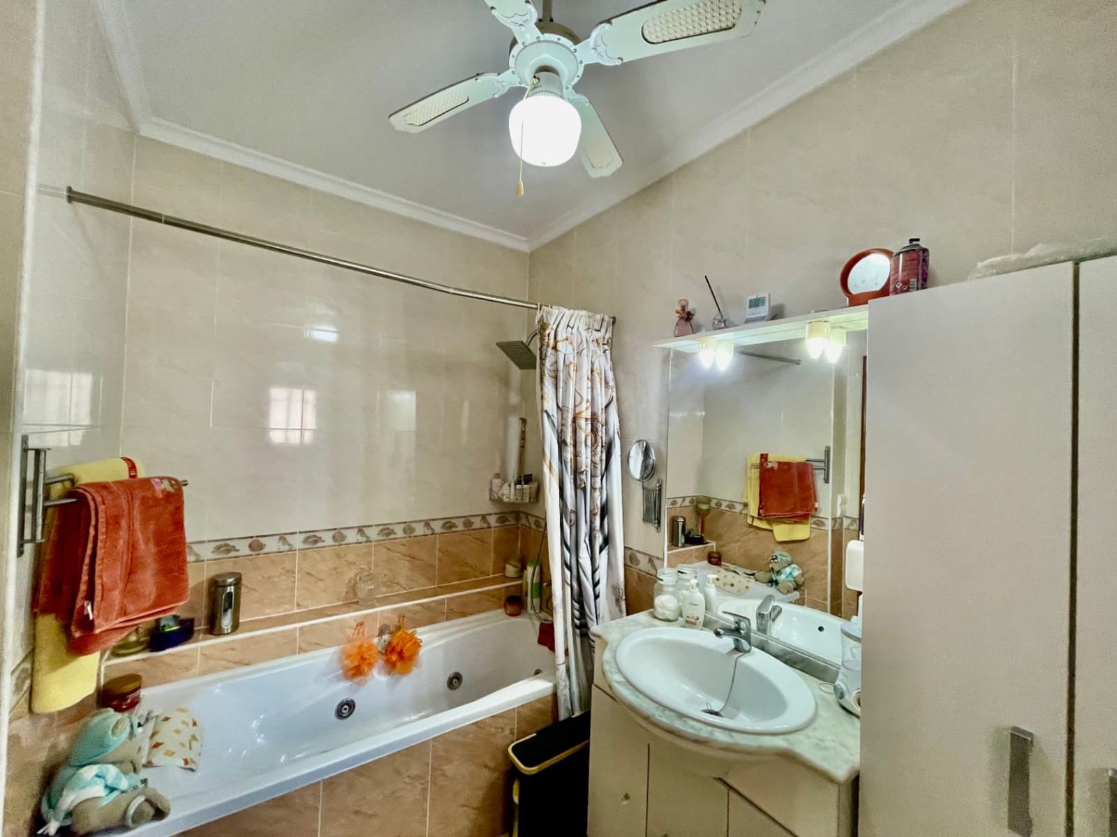 3 slaapkamer Villa te koop in Tormos met zwembad garage - € 435.000 (Ref: 9383930)