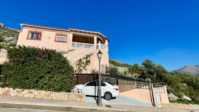 3 slaapkamer Villa te koop in Tormos met zwembad garage - € 435.000 (Ref: 9383930)