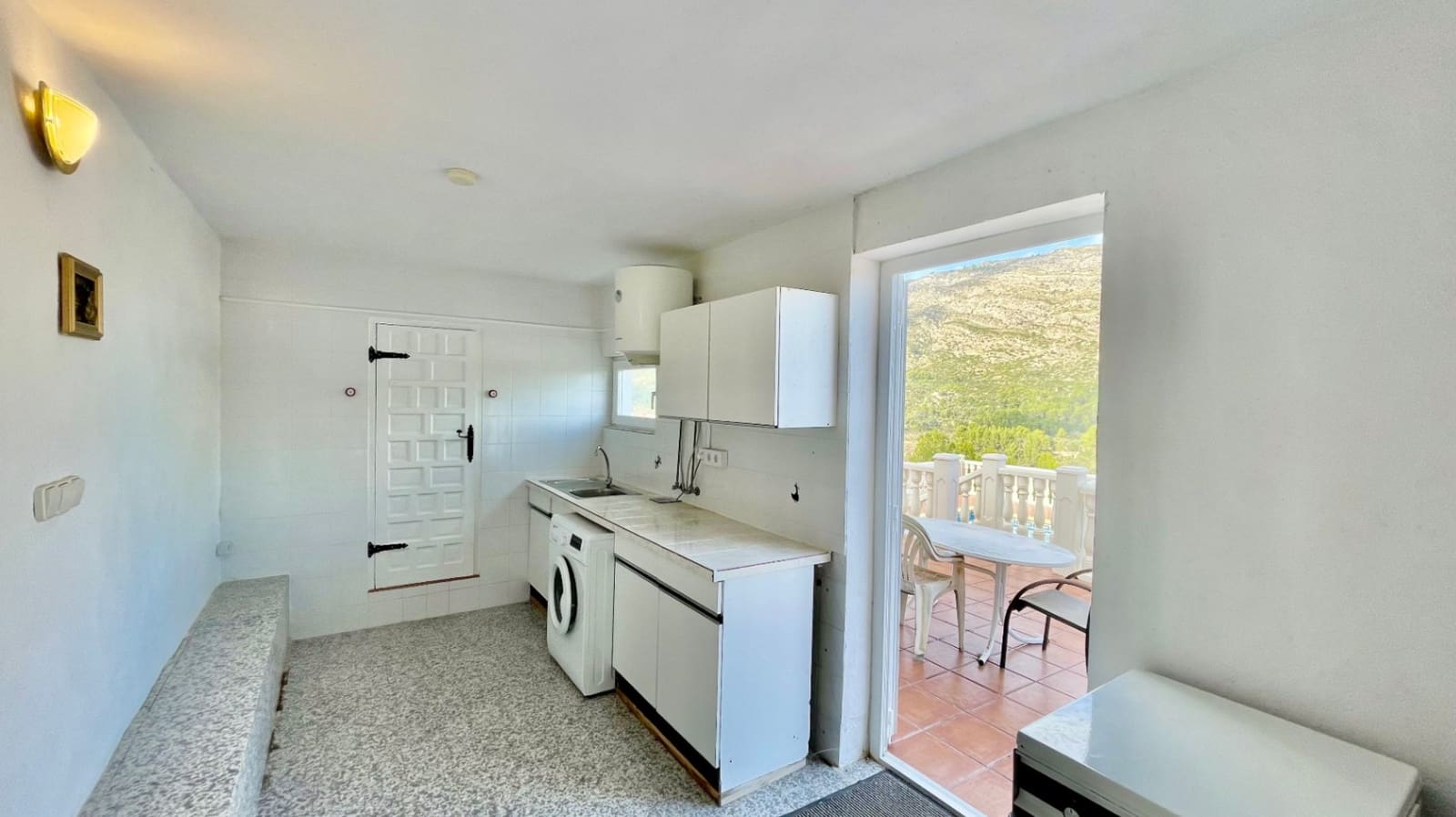 4 bedroom Villa for sale in Benigembla / Benichembla with pool garage - € 399,000 (Ref: 9383931)