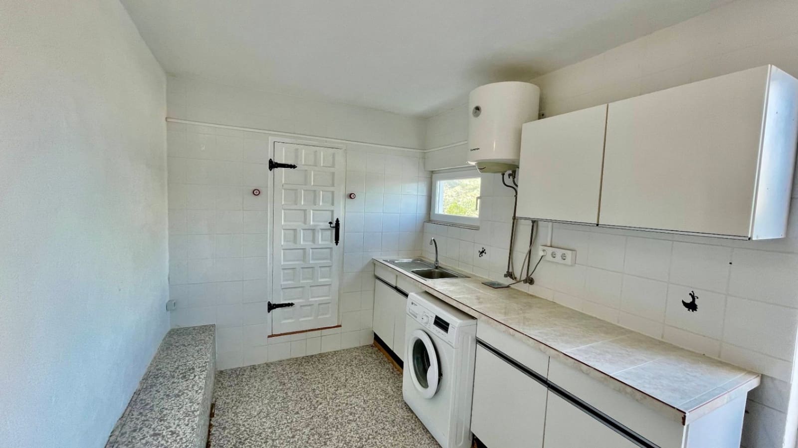 4 bedroom Villa for sale in Benigembla / Benichembla with pool garage - € 399,000 (Ref: 9383931)