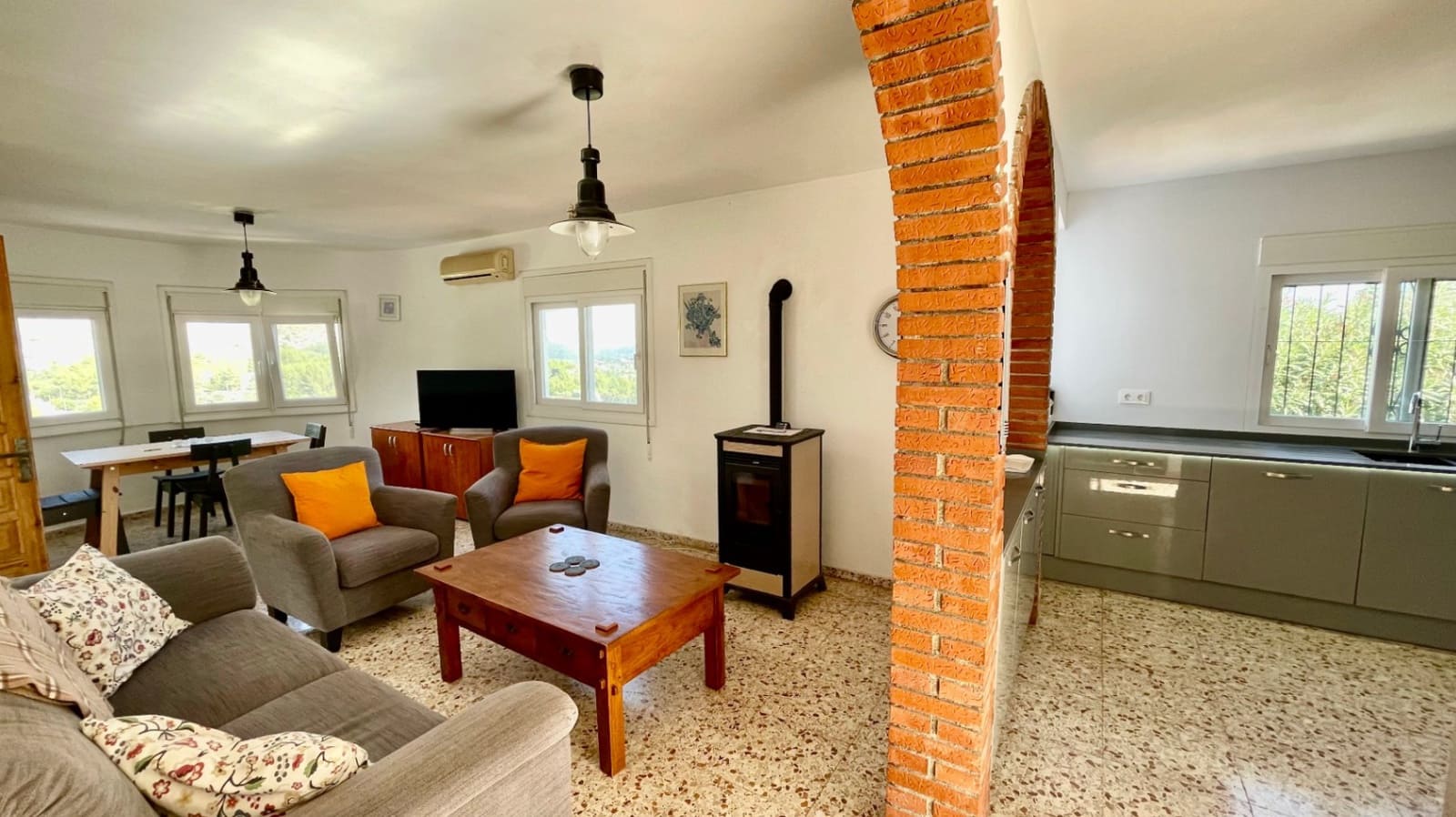 4 bedroom Villa for sale in Benigembla / Benichembla with pool garage - € 399,000 (Ref: 9383931)