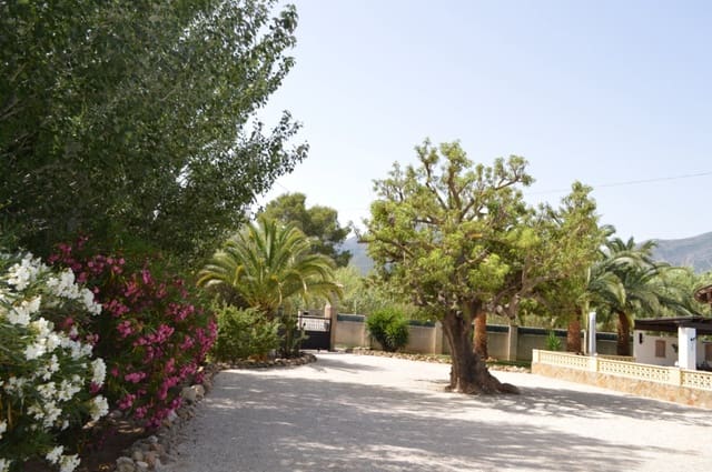 4 soveværelse Villa til salg i Alcalalí / Alcanalí med swimmingpool garage - € 468.000 (Ref: 9383932)