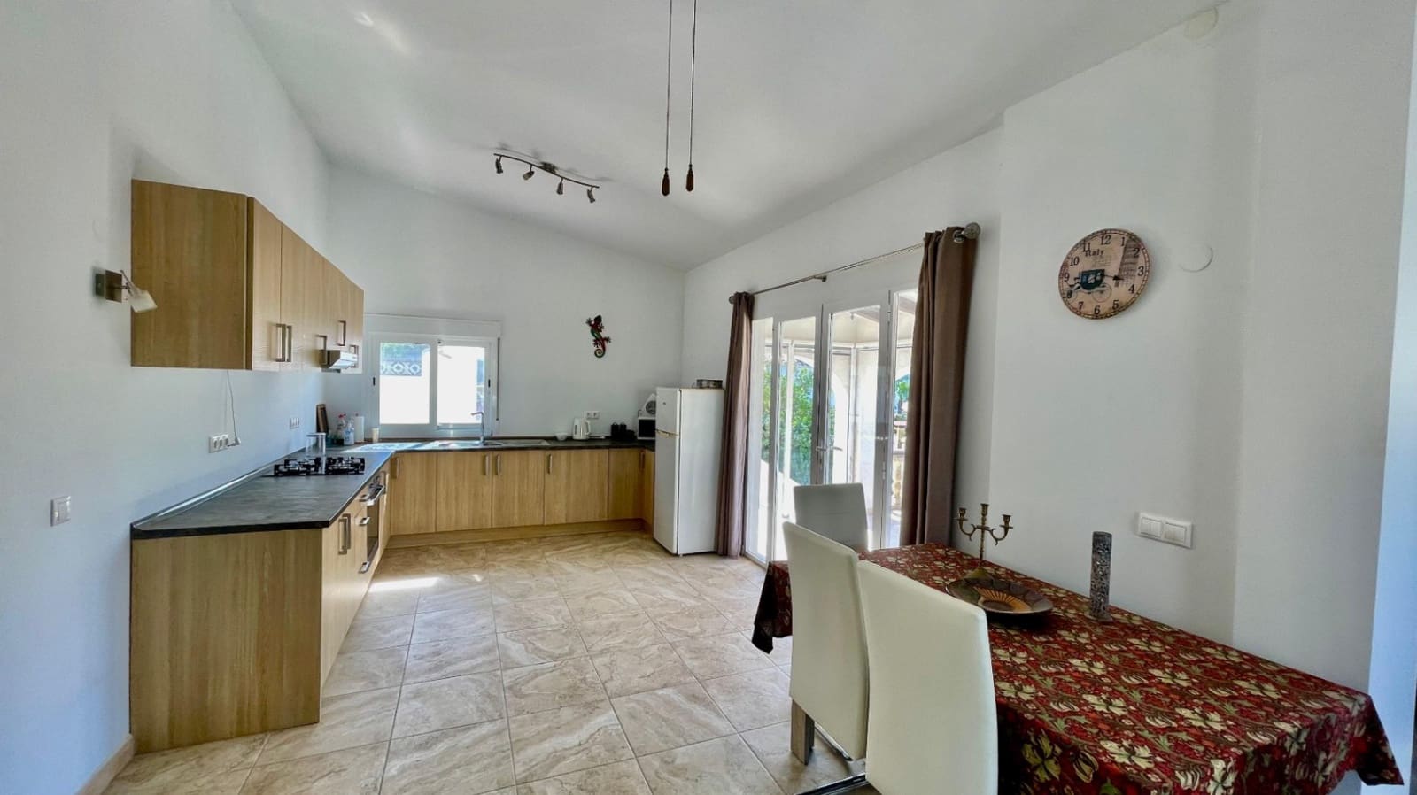 3 chambre Villa/Maison à vendre à Orba - 358 000 € (Ref: 9383934)