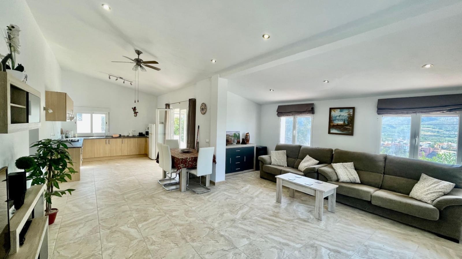 3 chambre Villa/Maison à vendre à Orba - 358 000 € (Ref: 9383934)