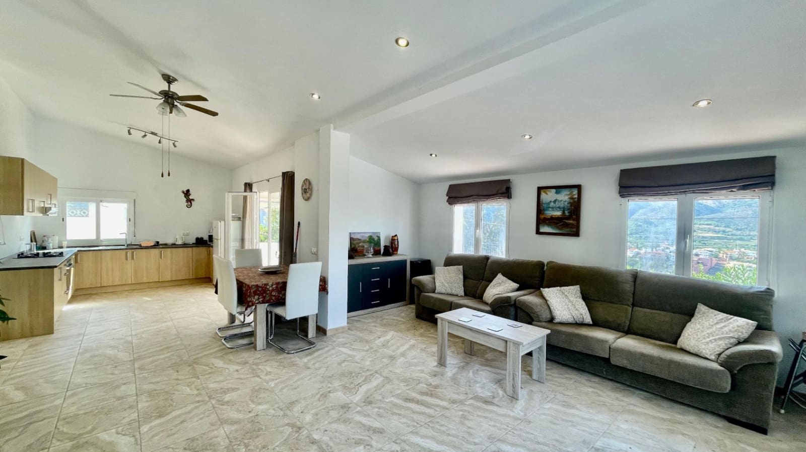 3 chambre Villa/Maison à vendre à Orba - 358 000 € (Ref: 9383934)