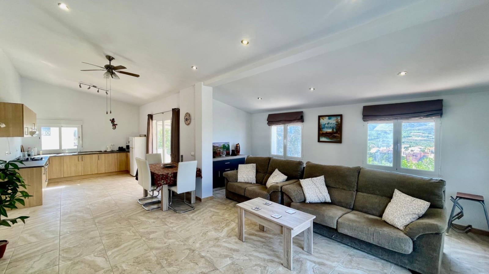 3 chambre Villa/Maison à vendre à Orba - 358 000 € (Ref: 9383934)