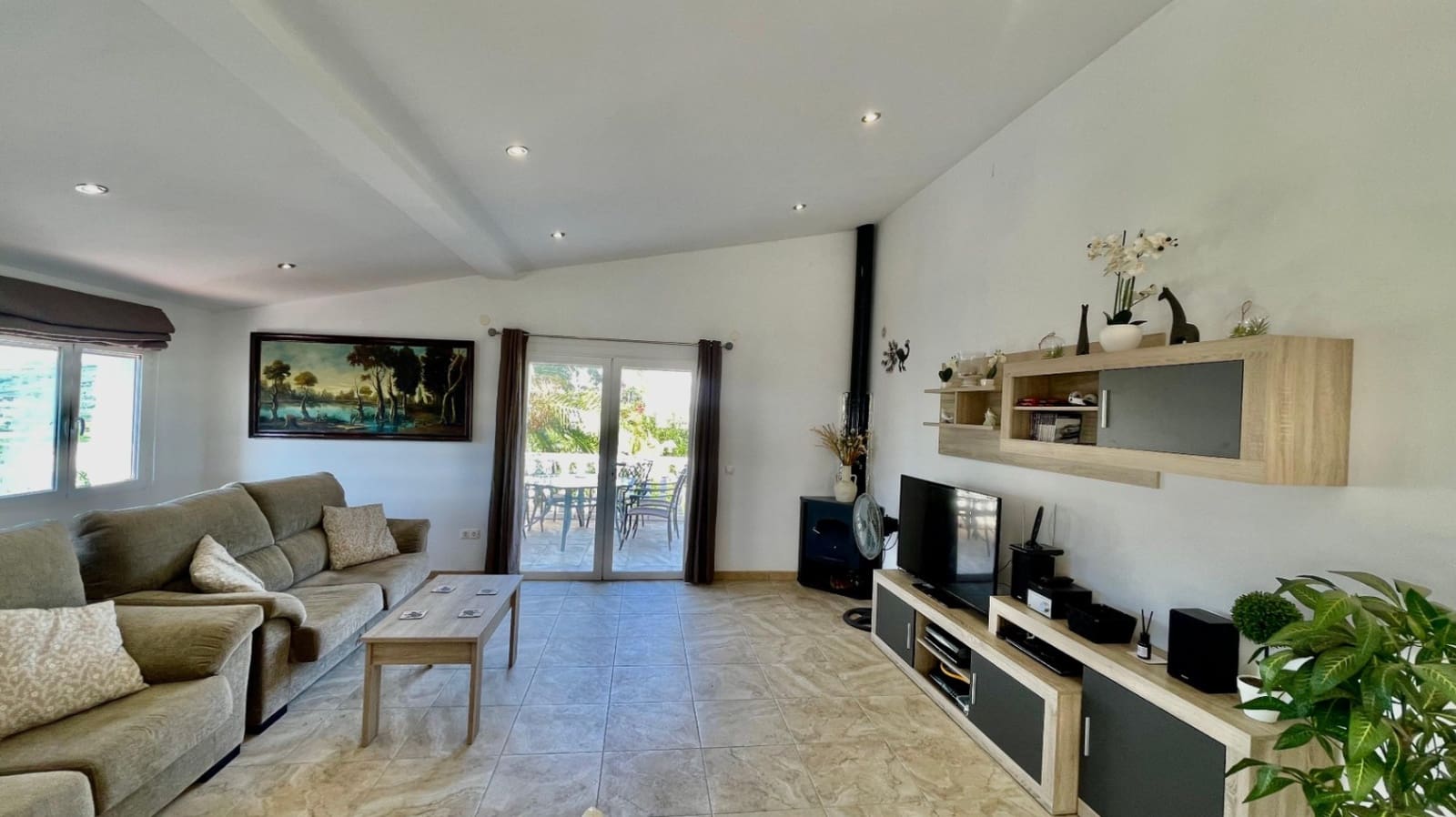 3 chambre Villa/Maison à vendre à Orba - 358 000 € (Ref: 9383934)