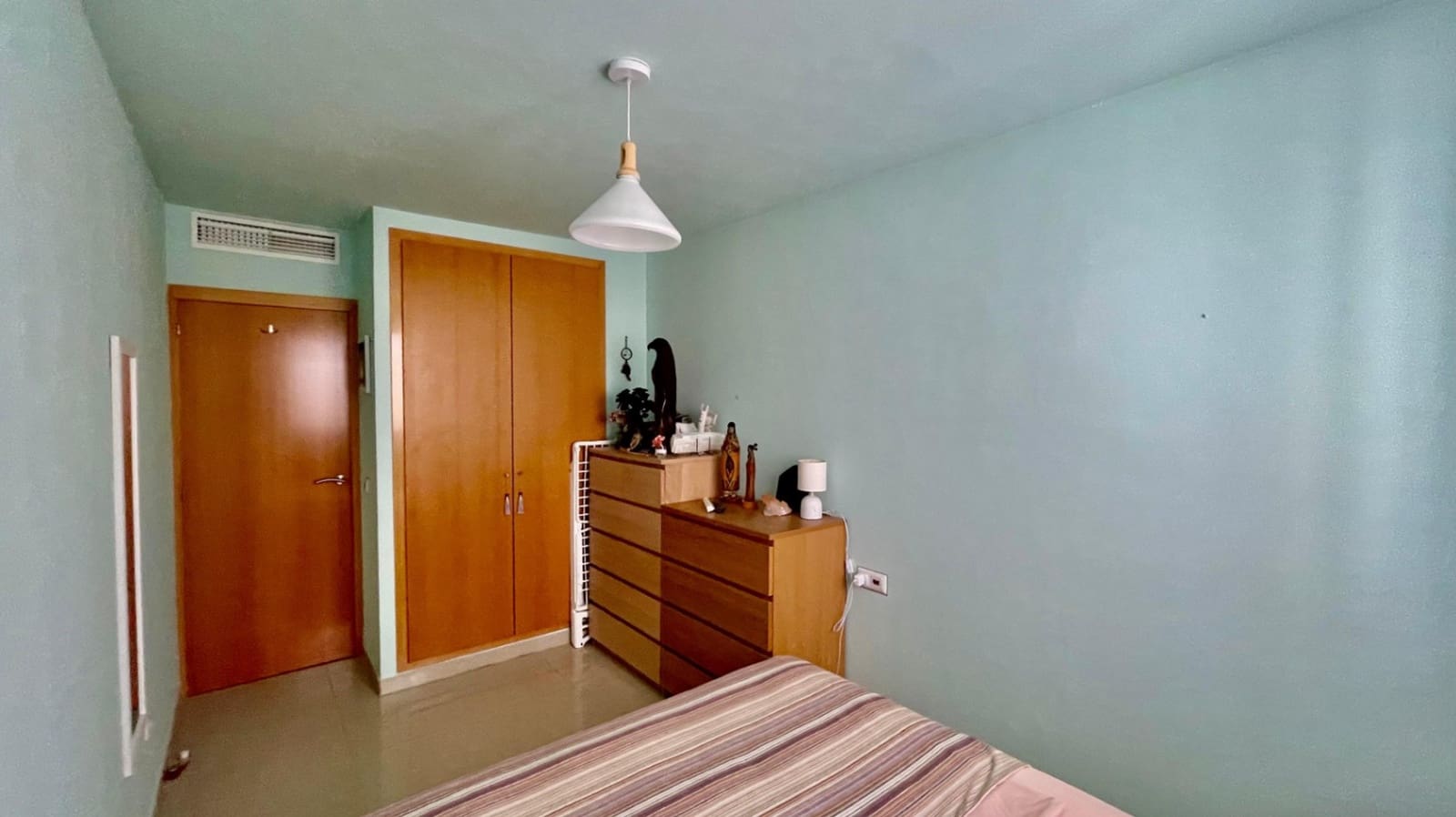 3 bedroom Apartment for sale in Jalon / Xalo with garage - € 248,000 (Ref: 9383935)