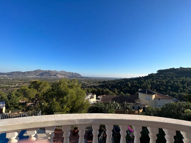 3 slaapkamer Villa te koop in Orba met garage - € 399.950 (Ref: 9383937)