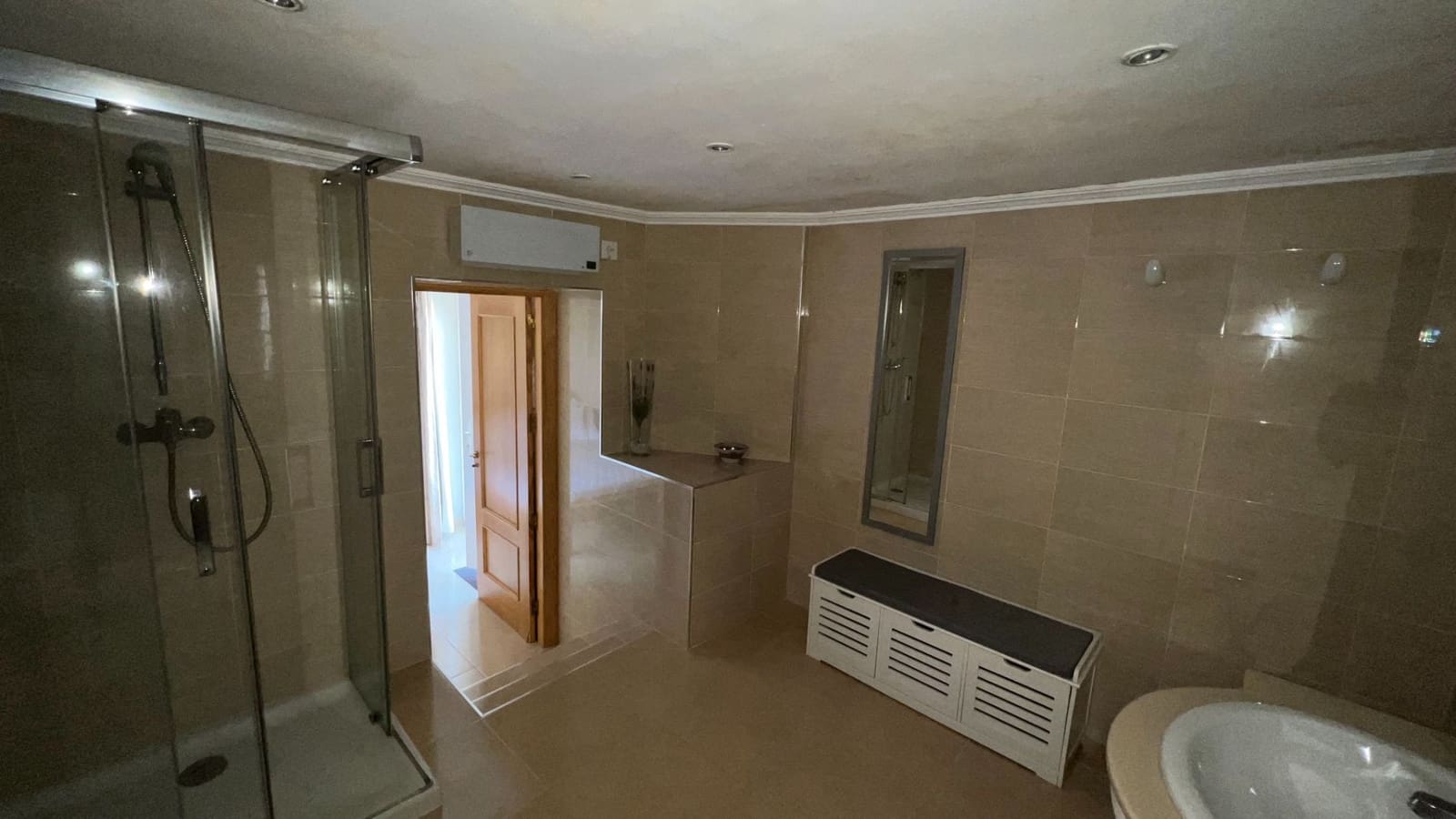 3 slaapkamer Villa te koop in Orba met garage - € 399.950 (Ref: 9383937)