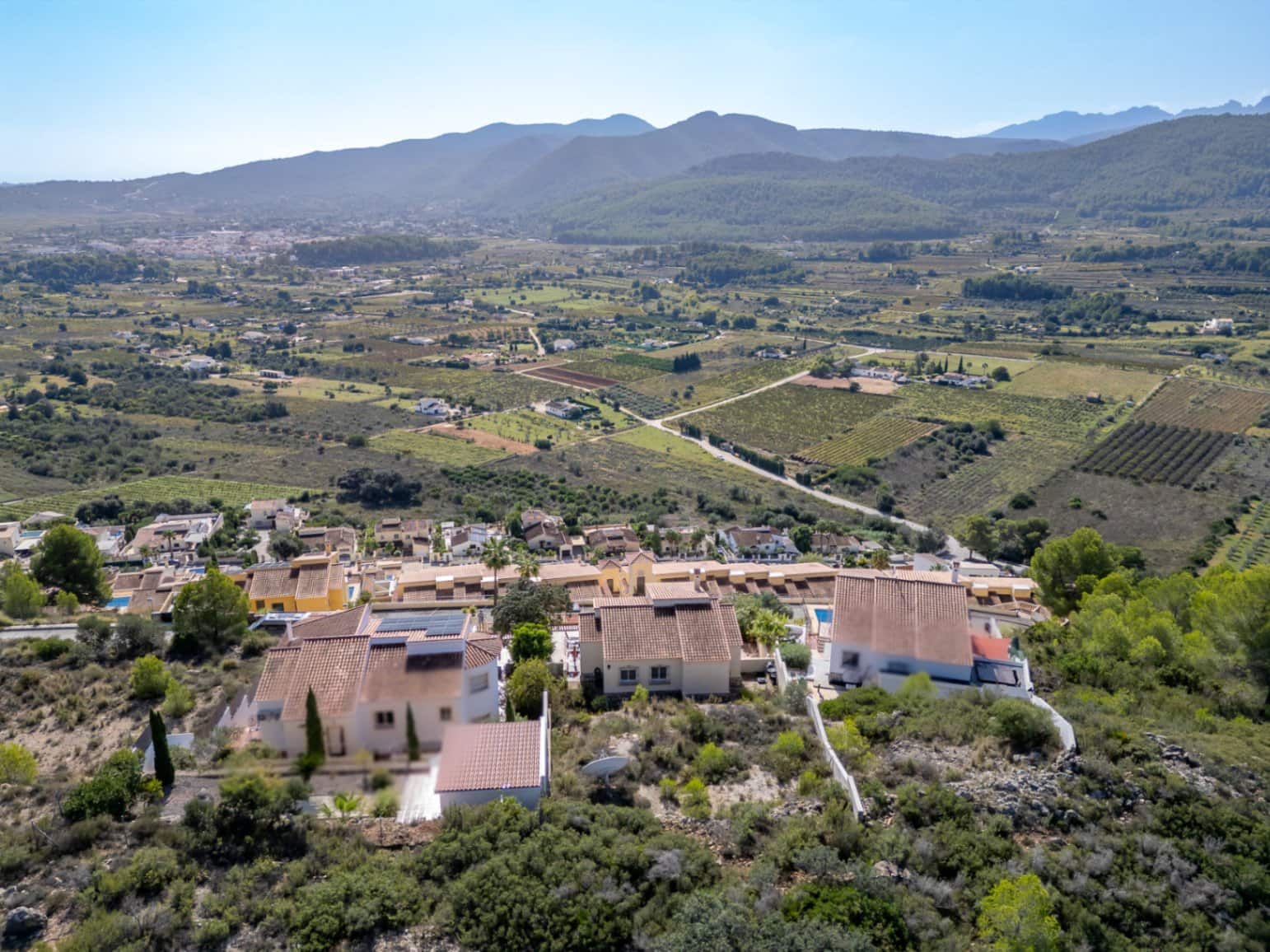 4 sypialnia Willa na sprzedaż w Jalon / Xalo z basenem garażem - 595 000 € (Ref: 9383938)