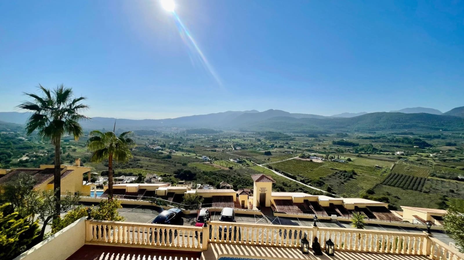 4 sypialnia Willa na sprzedaż w Jalon / Xalo z basenem garażem - 595 000 € (Ref: 9383938)