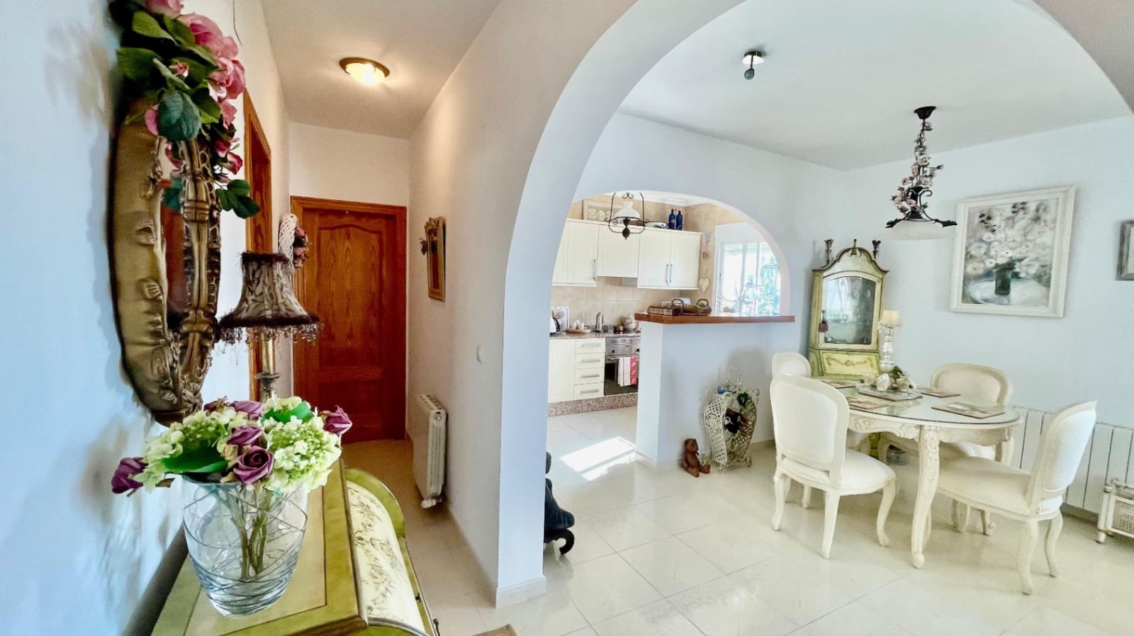 4 sypialnia Willa na sprzedaż w Jalon / Xalo z basenem garażem - 595 000 € (Ref: 9383938)