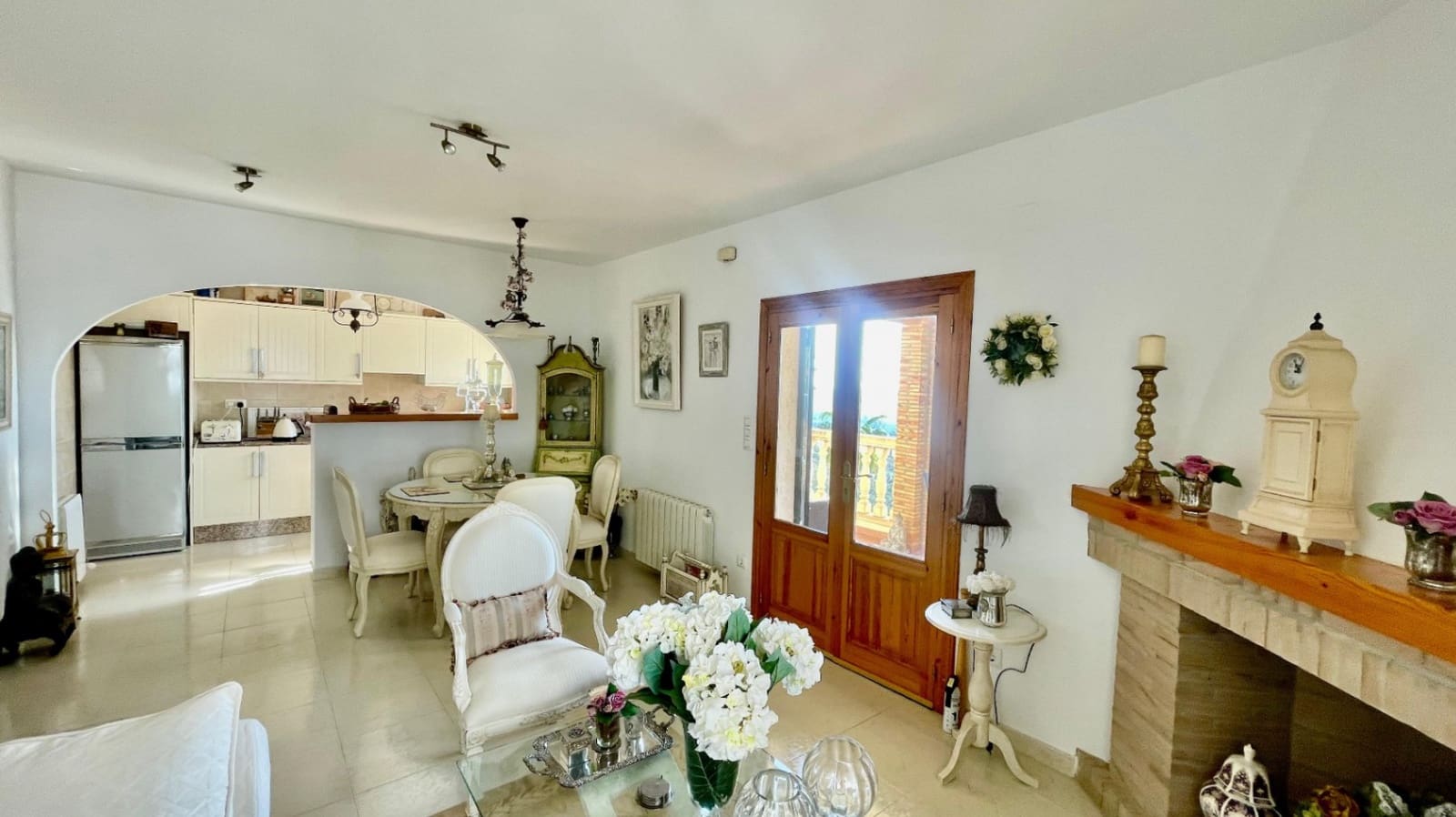 4 sypialnia Willa na sprzedaż w Jalon / Xalo z basenem garażem - 595 000 € (Ref: 9383938)