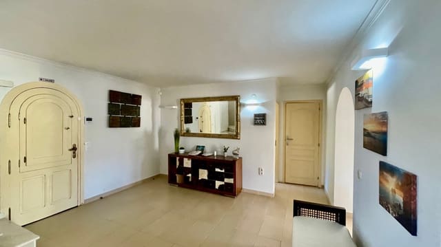 4 sypialnia Willa na sprzedaż w Jalón / Xaló z basenem garażem - 735 000 € (Ref: 9383940)