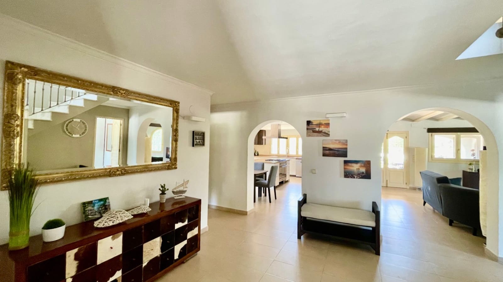 4 bedroom Villa for sale in Jalon / Xalo with pool garage - € 735,000 (Ref: 9383940)