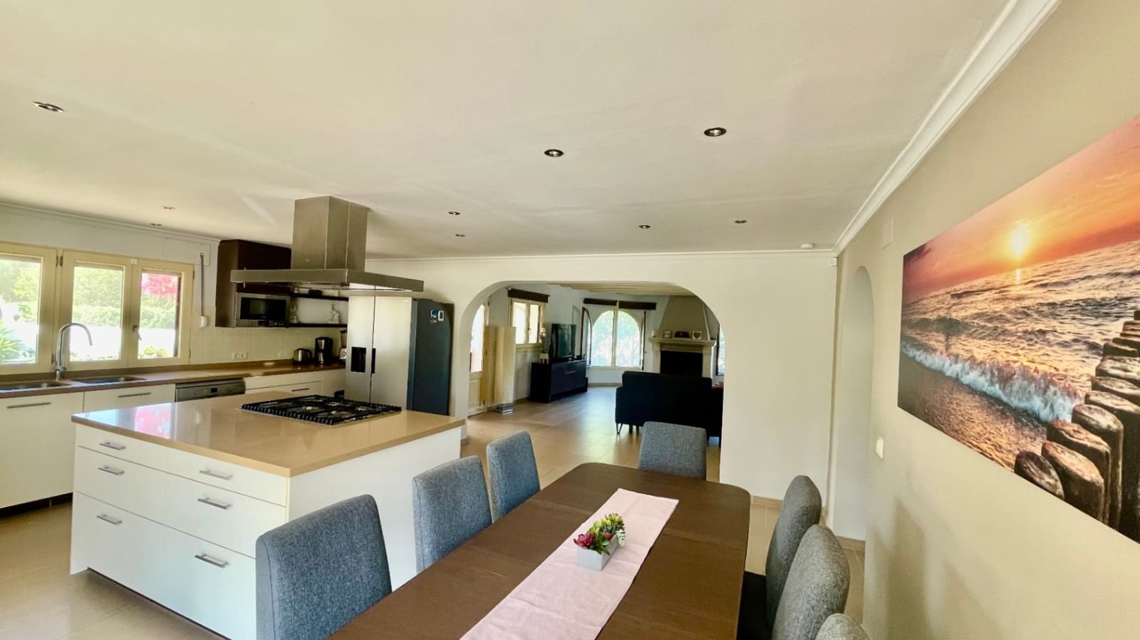 4 bedroom Villa for sale in Jalon / Xalo with pool garage - € 735,000 (Ref: 9383940)