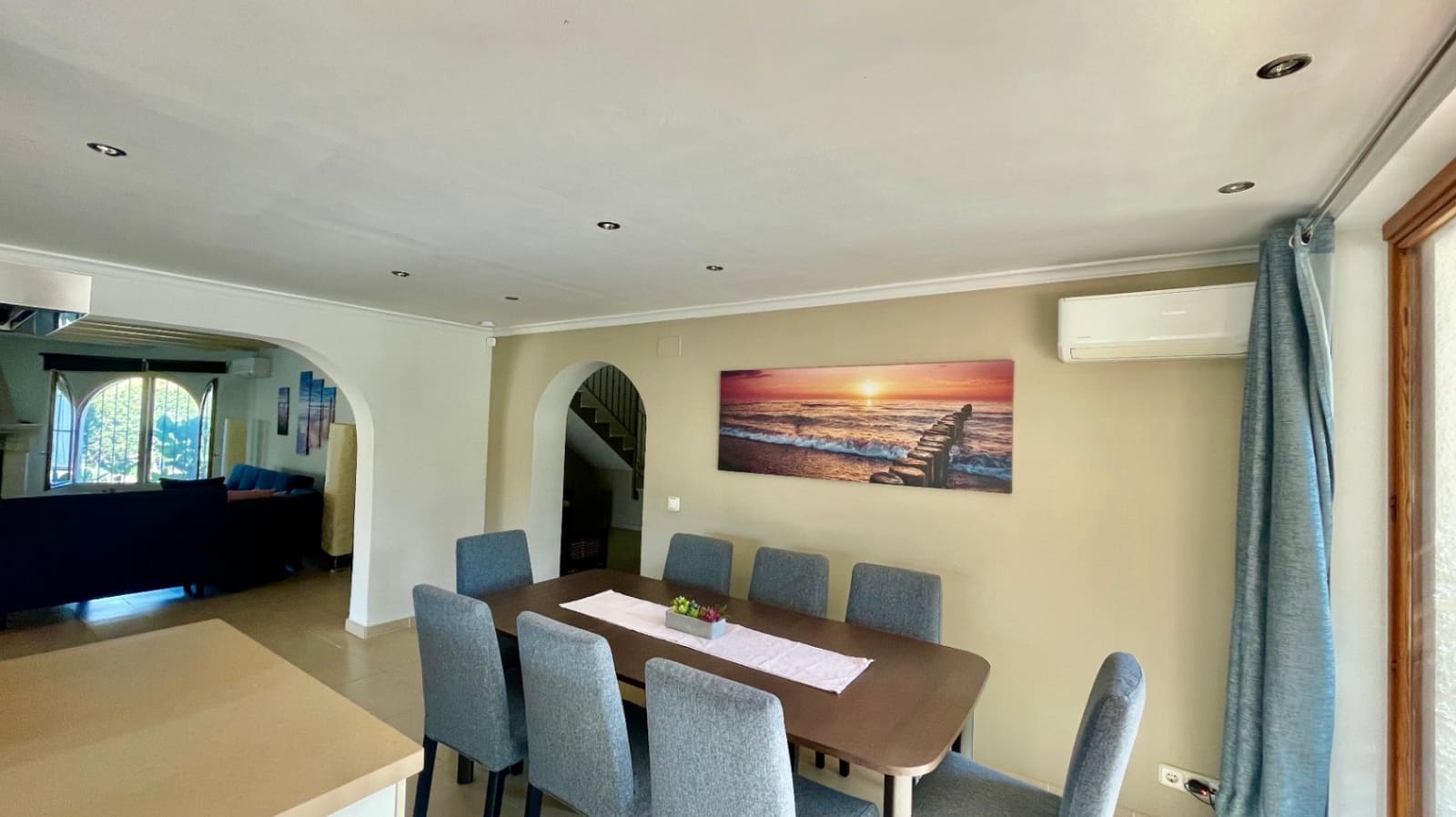 4 bedroom Villa for sale in Jalon / Xalo with pool garage - € 735,000 (Ref: 9383940)