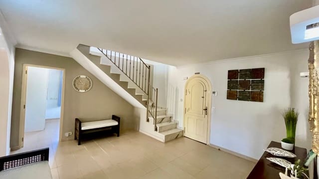 4 sypialnia Willa na sprzedaż w Jalón / Xaló z basenem garażem - 735 000 € (Ref: 9383940)