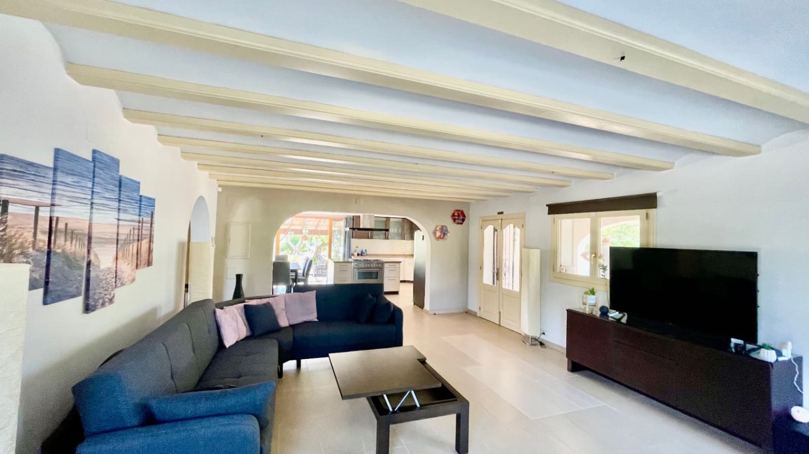 4 bedroom Villa for sale in Jalon / Xalo with pool garage - € 735,000 (Ref: 9383940)