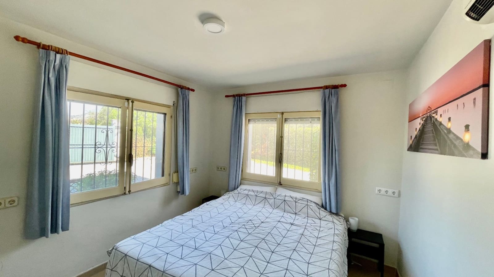 4 bedroom Villa for sale in Jalon / Xalo with pool garage - € 735,000 (Ref: 9383940)