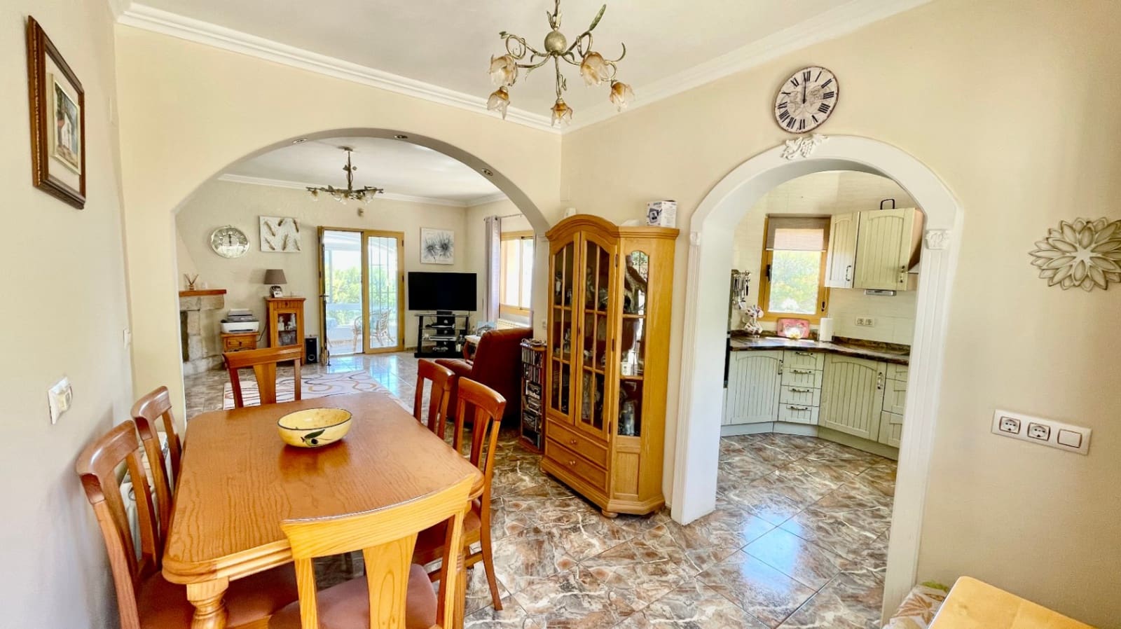 5 Zimmer Villa zu verkaufen in Parcent mit Pool Garage - 399.950 € (Ref: 9383941)