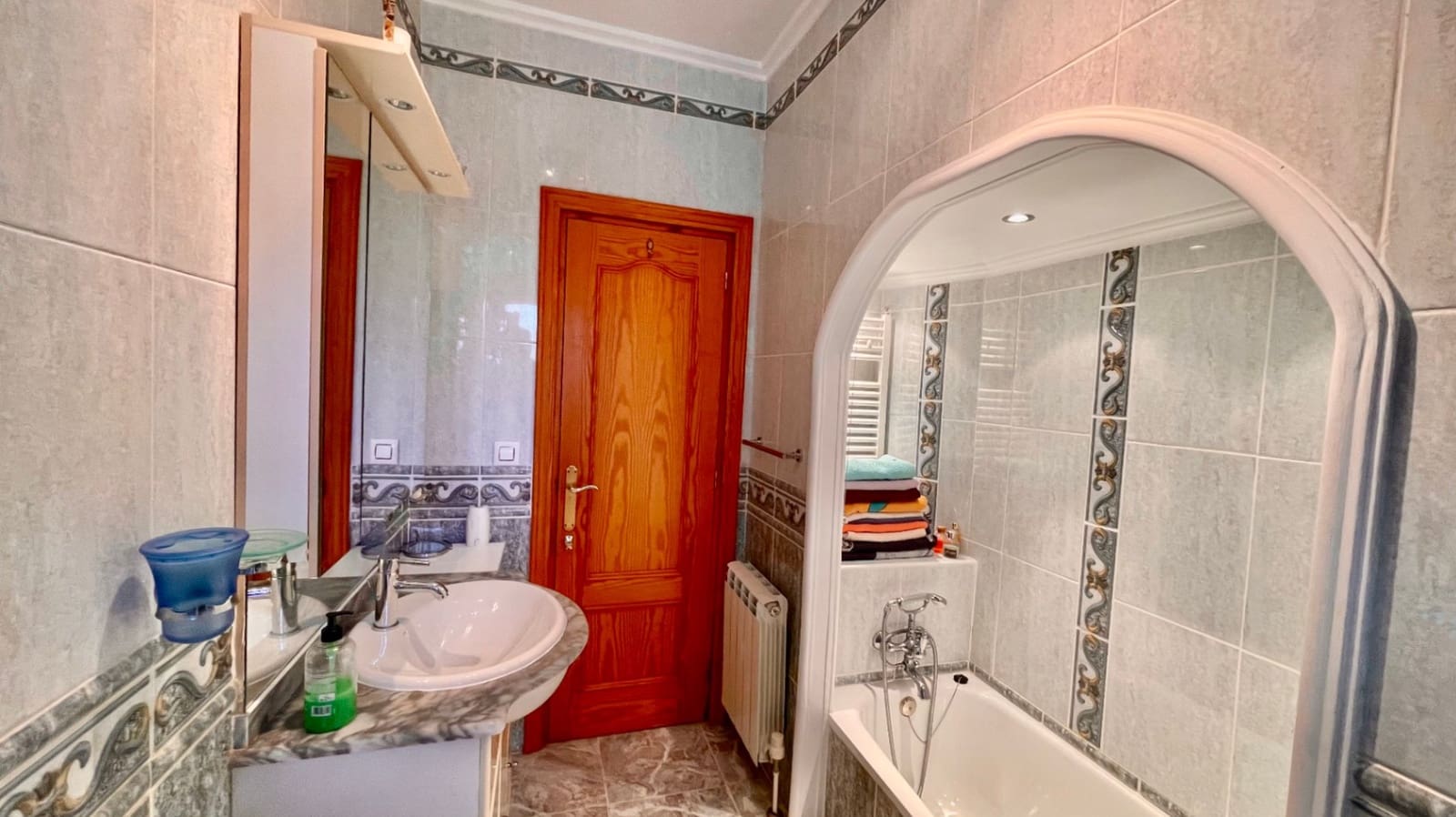 5 Zimmer Villa zu verkaufen in Parcent mit Pool Garage - 399.950 € (Ref: 9383941)