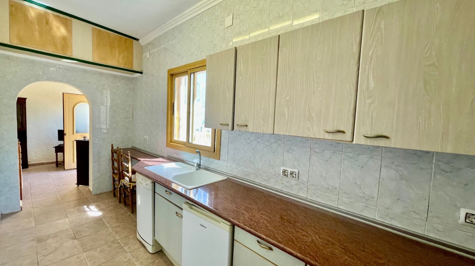 5 Zimmer Villa zu verkaufen in Parcent mit Pool Garage - 399.950 € (Ref: 9383941)