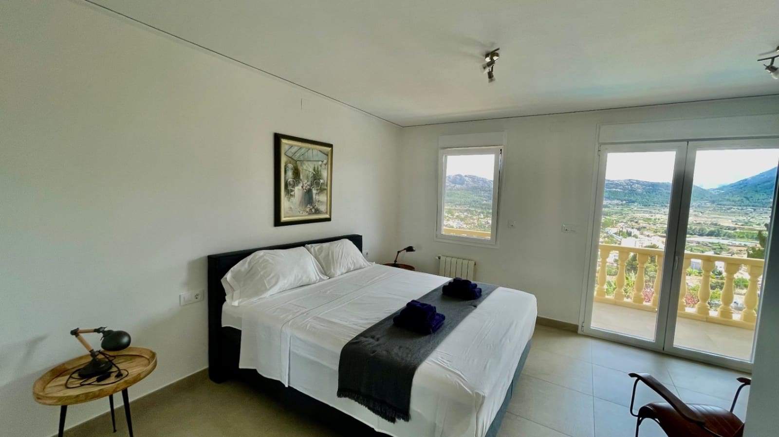 7 bedroom Villa for sale in Alcalali / Alcanali with pool garage - € 1,495,000 (Ref: 9383943)