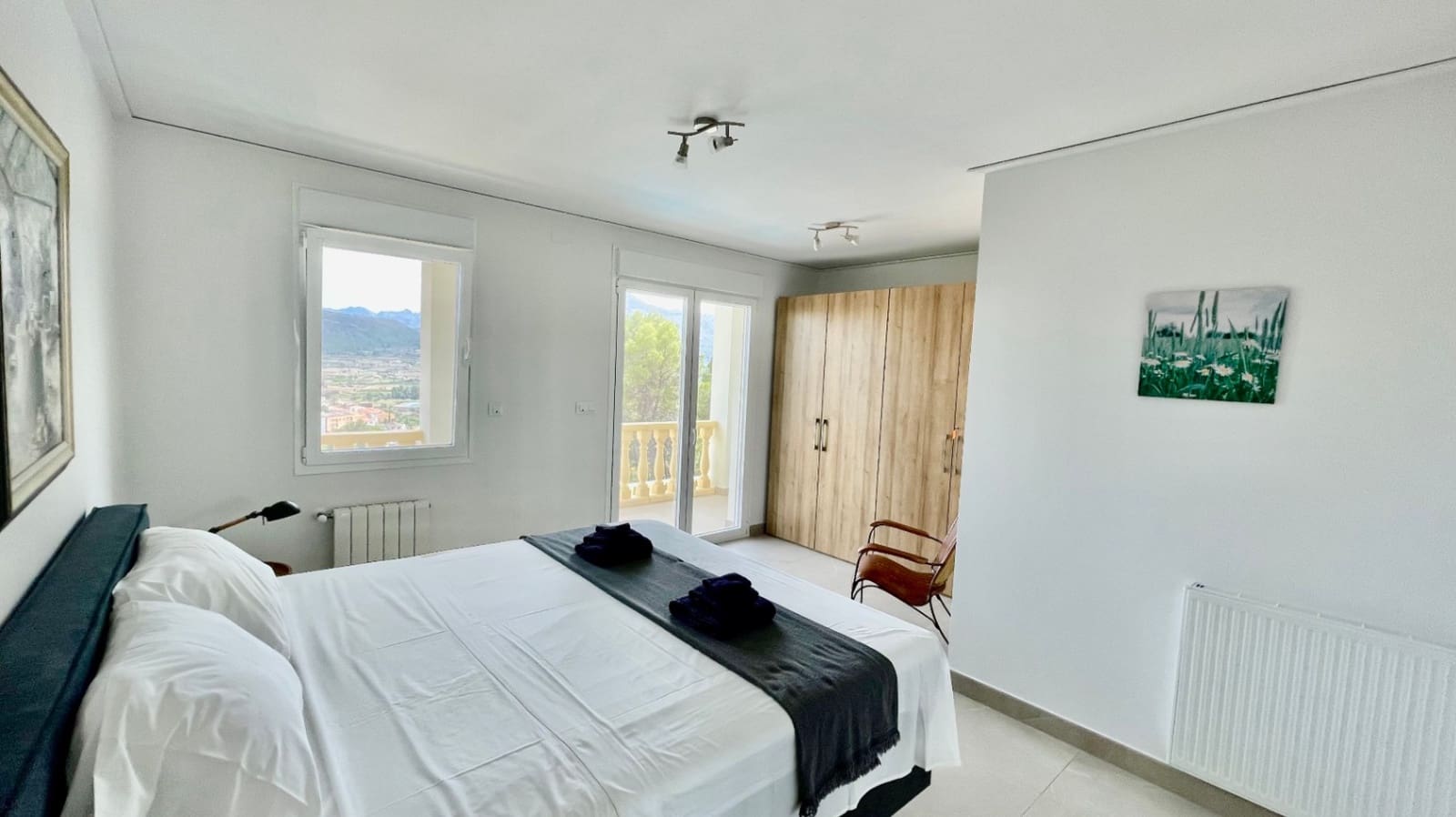 7 bedroom Villa for sale in Alcalali / Alcanali with pool garage - € 1,495,000 (Ref: 9383943)