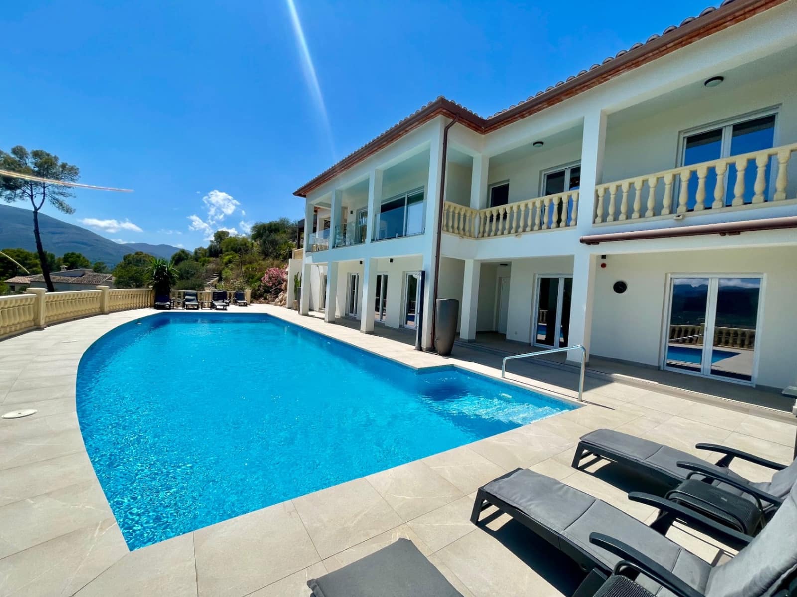 7 bedroom Villa for sale in Alcalali / Alcanali with pool garage - € 1,495,000 (Ref: 9383943)
