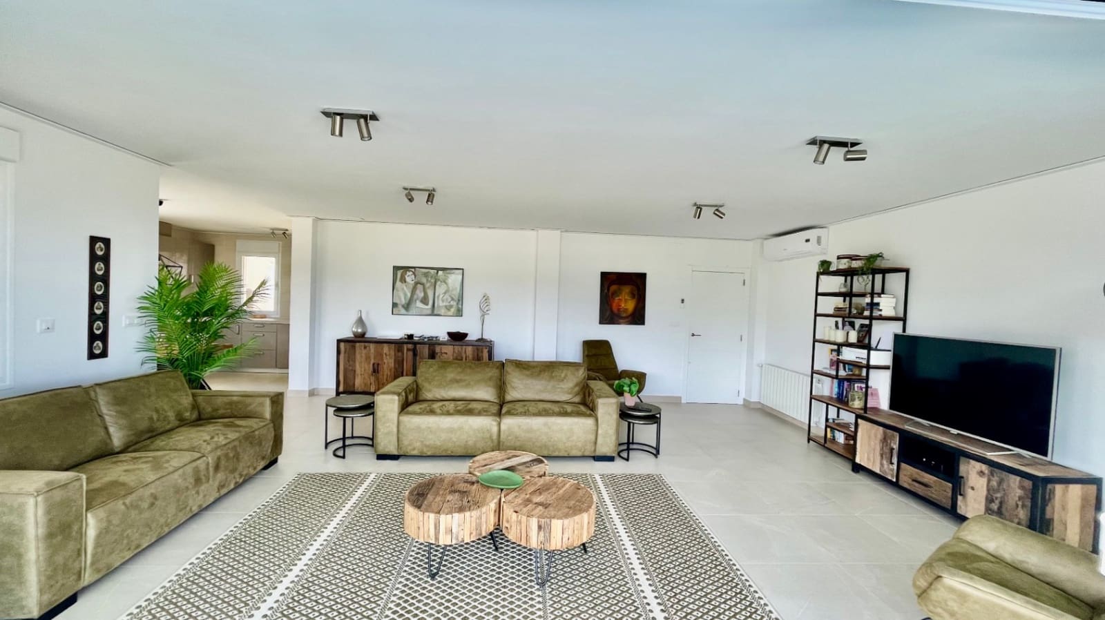 7 bedroom Villa for sale in Alcalali / Alcanali with pool garage - € 1,495,000 (Ref: 9383943)