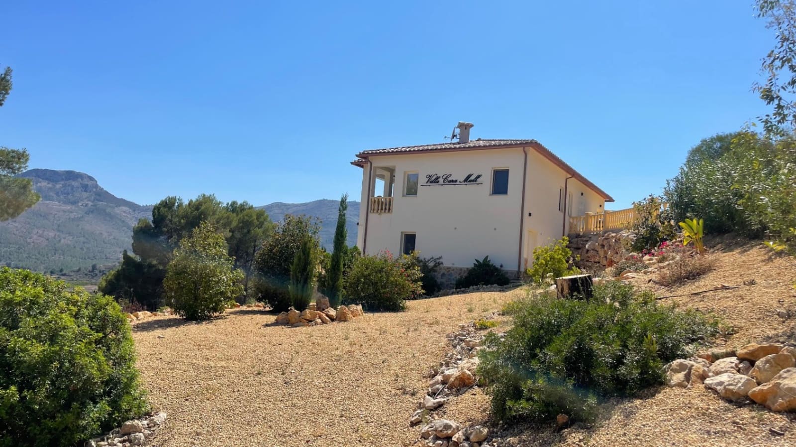 7 bedroom Villa for sale in Alcalali / Alcanali with pool garage - € 1,495,000 (Ref: 9383943)