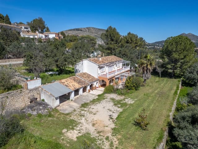 4 bedroom Villa for sale in Parcent - € 495,000 (Ref: 9383944)